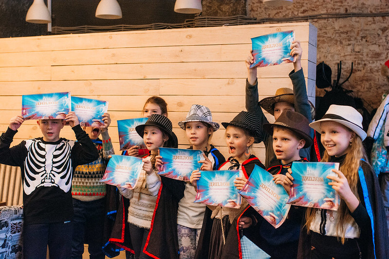 Как отметить Новый год классом — идеи для младших школьников в Набережных Челнах