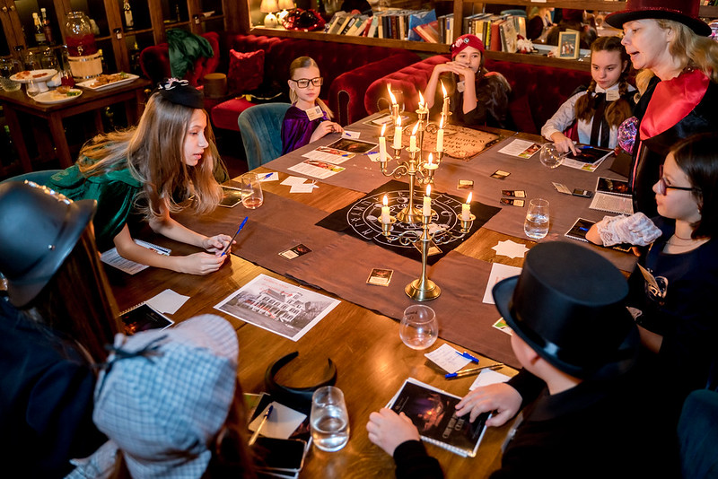 Как отметить 8 Марта в школе: праздничное украшение класса в Naberezhnye Chelny