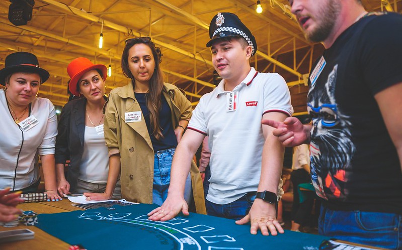 Корпоративные сувениры и подарки на День нефтяника в Naberezhnye Chelny